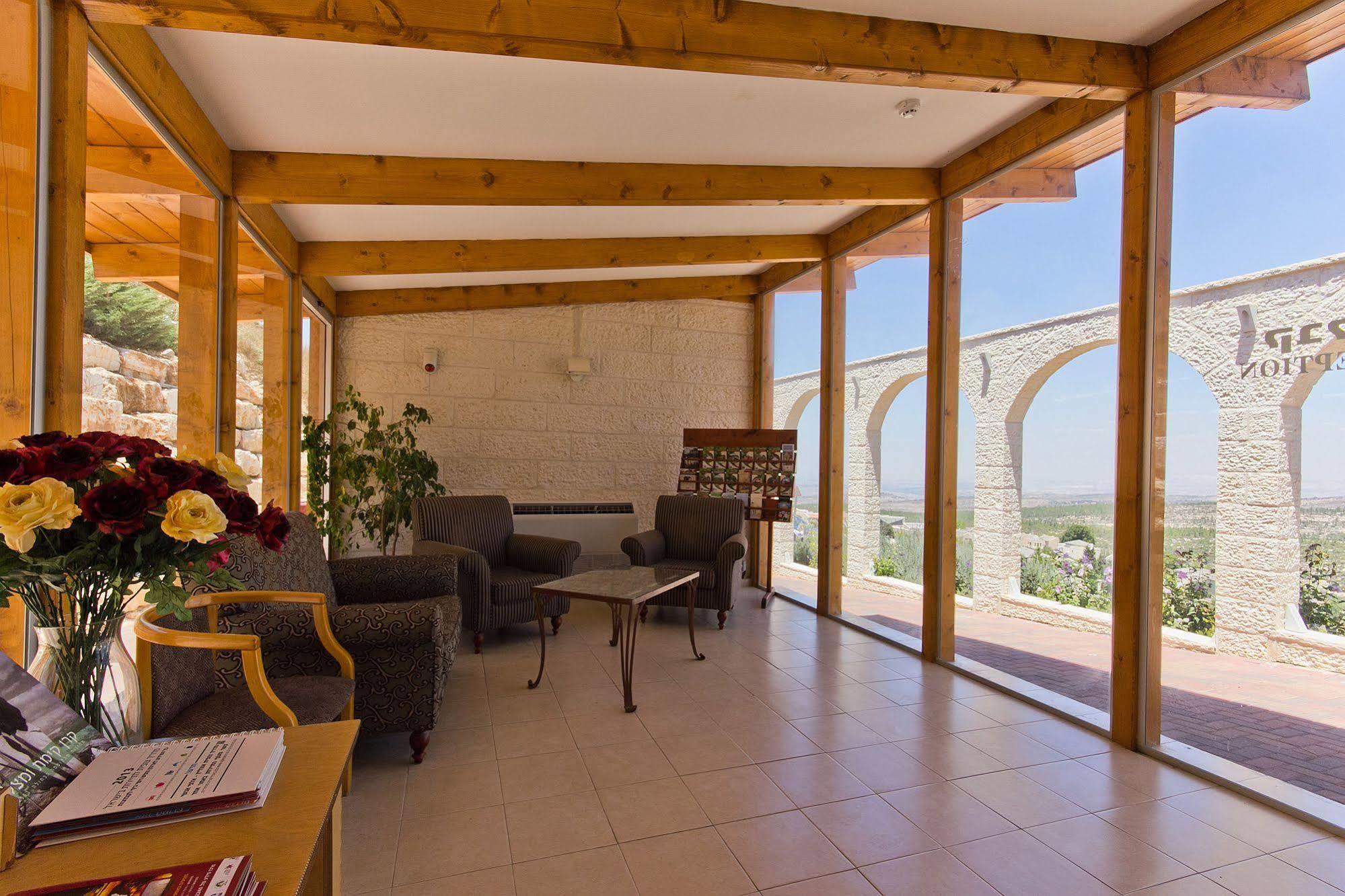 Shoresh Green Hills Family Suites Hotel Exterior foto